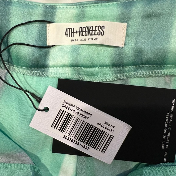 4th & Reckless co-ord set - Picture 4 of 10